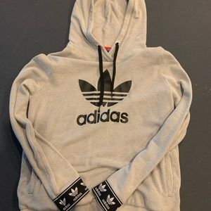 Women’s adidas sweatshirt